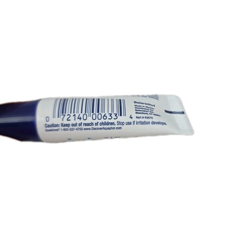Aquaphor Lip Repair Ointment Immediate Relief 2pk (.35 fl oz each) - Picture 3 of 3